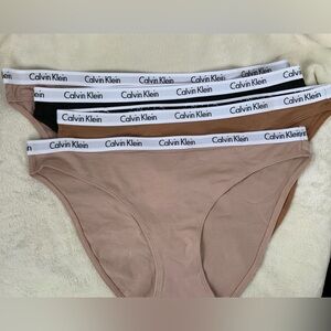 (4) Calvin Klein Women`s Carousel Cotton Bikini Panty